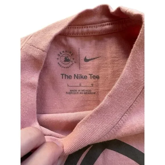 Nike New York Yankees pink Statement Boxy Tee - Picture 6 of 6